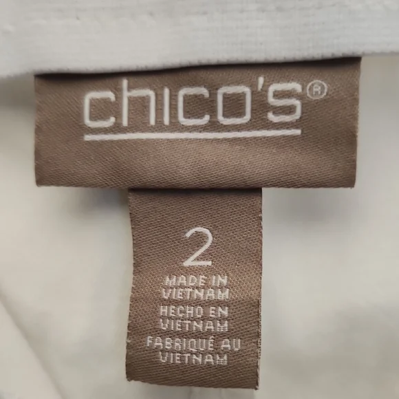 Chico's White Cropped Pants - Picture 2 of 6